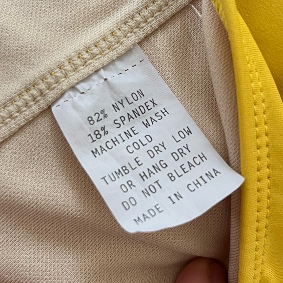 Kortni Jeane 3D Floral Swimsuit Bottoms, Sz L - Picture 4 of 5